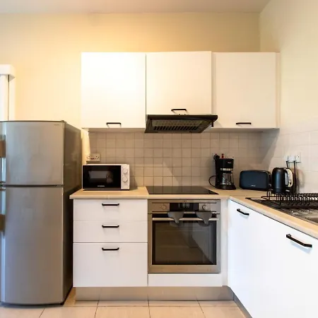 Veta 31 - One-bedroom & Balcony In * Larnaka